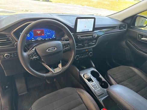 Used 2022 Ford Escape SEL w/ SEL Stealth AWD Package image 13