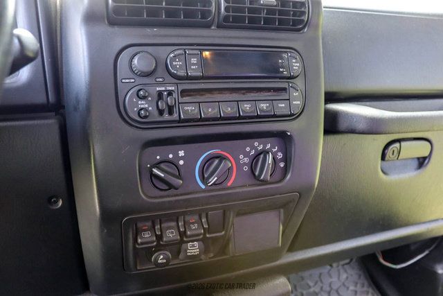 Used 2003 Jeep Wrangler Sahara AWD/4WD image 25