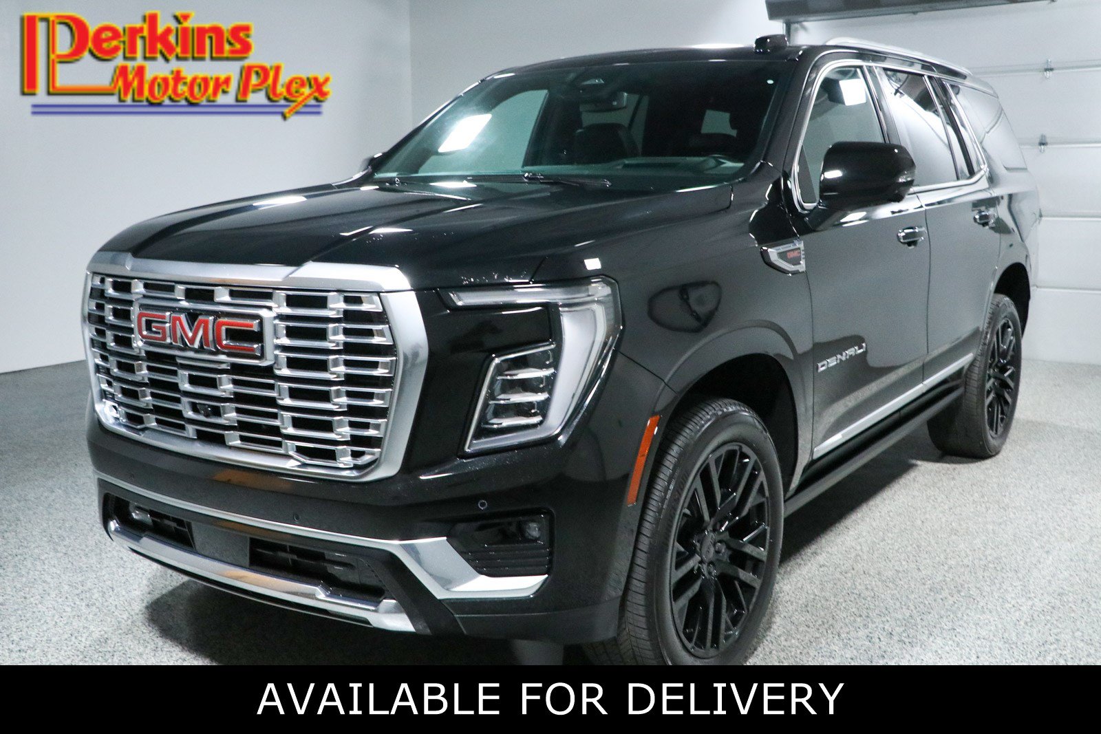 Used 2026 GMC Yukon Denali w/ Sun & Power Step Package AWD/4WD image 1