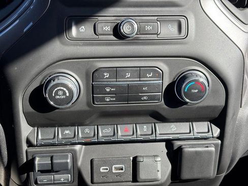 Used 2024 Chevrolet Silverado 1500 Custom Trail Boss w/ LPO, Dark Essentials Package image 22