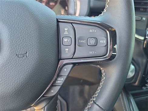 Certified 2025 RAM 1500 Limited image 25