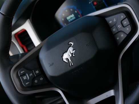 Used 2025 Ford Bronco Heritage Edition AWD/4WD image 28