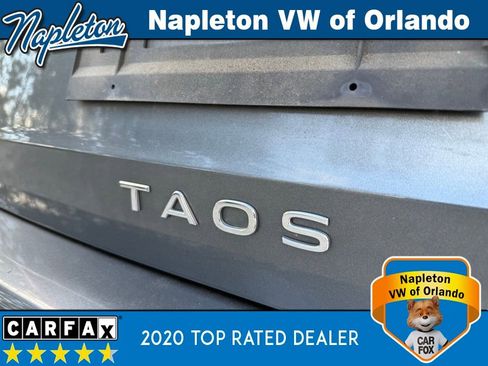 Used 2022 Volkswagen Taos SE image 11