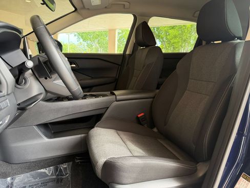 Used 2026 Nissan Rogue SV FWD image 22