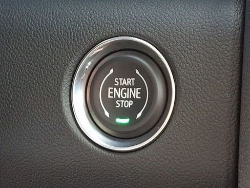 Used 2025 GMC Acadia AT4 w/ LPO, Floor Liner Package image 30