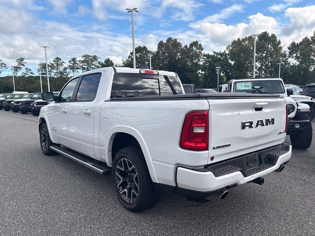 Used 2025 RAM 1500 Laramie AWD/4WD image 36