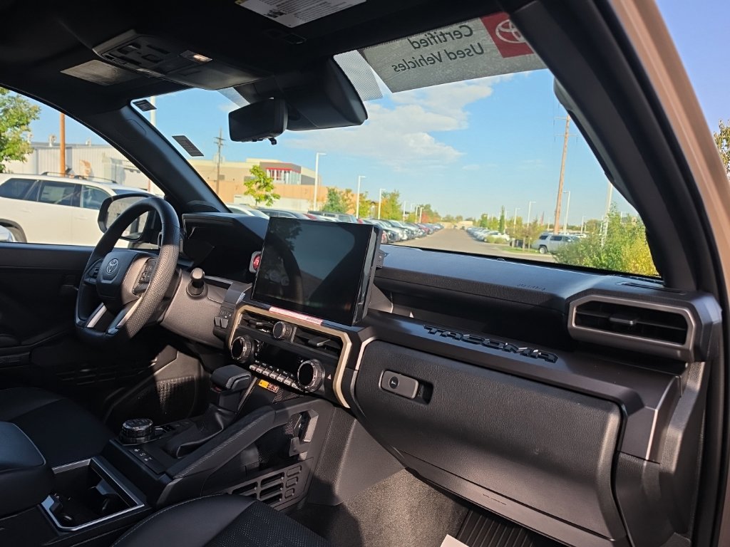 Used 2026 Toyota Tacoma TRD Off-Road w/ TRD Off Road Premium Package AWD/4WD image 14