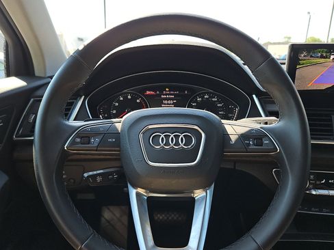 Used 2023 Audi Q5 2.0T Premium w/ Convenience Package AWD/4WD image 18
