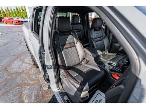 Used 2023 Nissan Frontier PRO-4X w/ Pro-4X Premium Package image 20