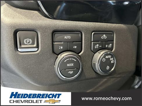 Certified 2024 Chevrolet Silverado 1500 LT AWD/4WD image 29