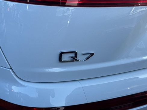 Used 2017 Audi Q7 3.0T Prestige w/ Prestige Package AWD/4WD image 5