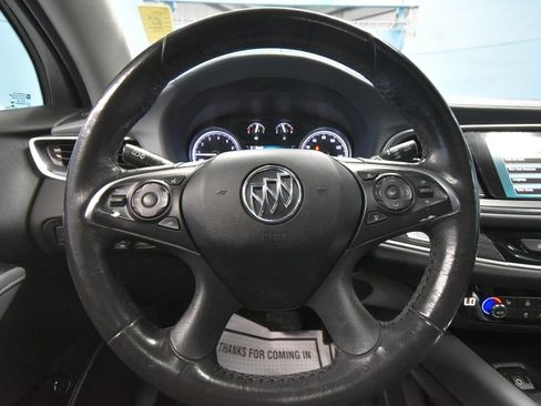 Used 2019 Buick Enclave Essence w/ LPO, Sport Appearance Package AWD/4WD image 11