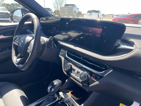 New 2026 Buick Envista Sport Touring w/ Convenience I Package image 31