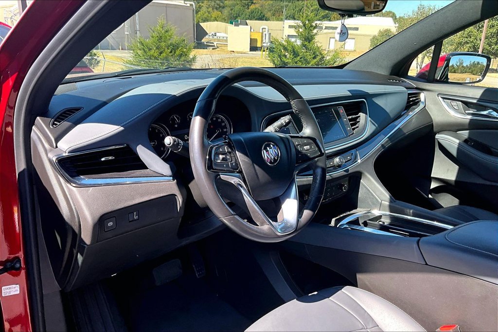 Used 2024 Buick Enclave Essence w/ Sport Touring Edition FWD image 5