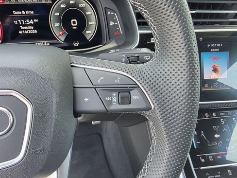 Used 2023 Audi SQ8 Premium Plus image 20