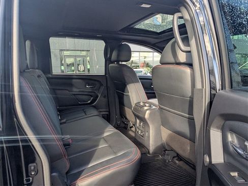 Used 2024 Nissan Titan PRO-4X w/ Pro-4x Convenience Package image 16