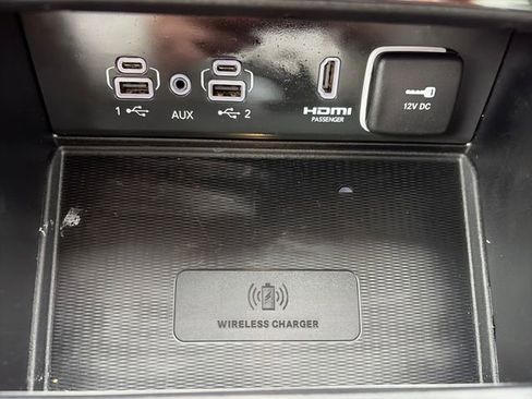 Used 2022 Jeep Grand Cherokee Limited 4xe w/ Luxury Tech Group II AWD/4WD image 62