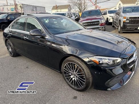 Used 2025 Mercedes-Benz C 300 4MATIC Sedan image 12