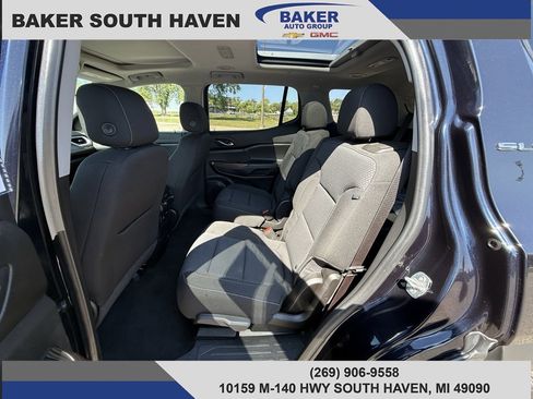Used 2021 GMC Acadia SLE w/ Driver Convenience Package image 14