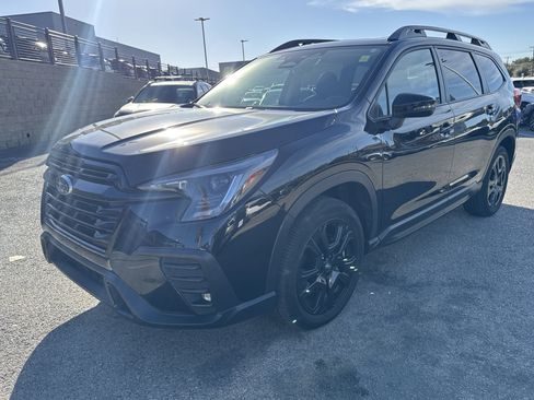 Used 2023 Subaru Ascent Onyx Edition image 7