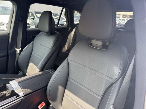 New 2026 Mercedes-Benz GLC 300 image 9