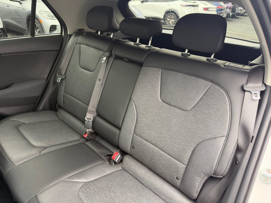 Used 2023 Kia Niro Wave w/ Wave Preserve Package FWD image 45