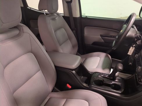 Used 2021 Chevrolet Colorado W/T w/ Custom Special Edition image 11