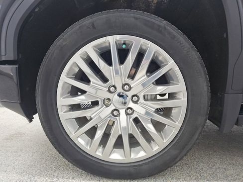 Used 2019 GMC Sierra 1500 Denali w/ Denali Ultimate Package image 9