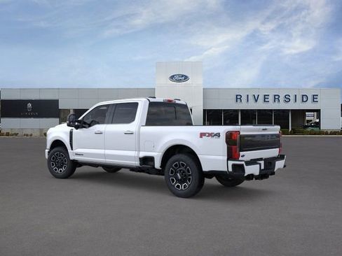 New 2026 Ford F250 Platinum w/ FX4 Off-Road Package AWD/4WD image 4