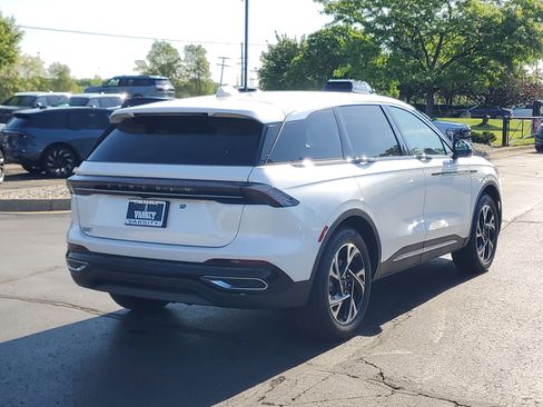 New 2026 Lincoln Nautilus Premier w/ Equipment Group 102A AWD/4WD image 4