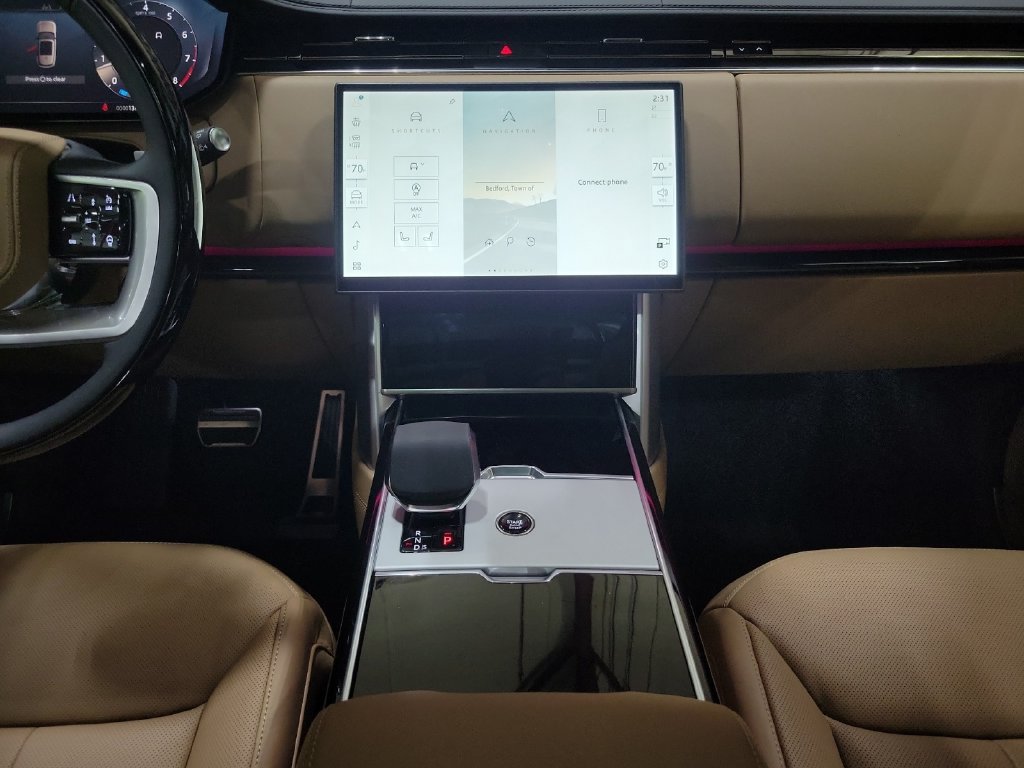 Used 2025 Land Rover Range Rover SE AWD/4WD image 26