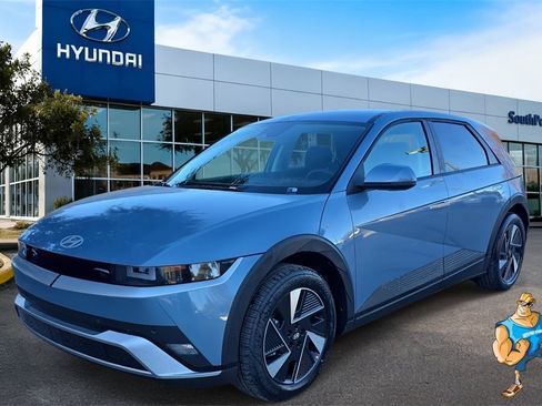 New 2026 Hyundai Ioniq 5 SE image 1