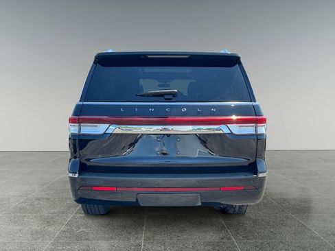 Certified 2023 Lincoln Navigator Reserve AWD/4WD image 5