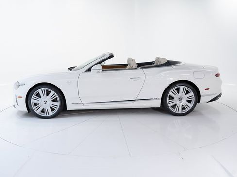 New 2026 Bentley Continental GTC image 2