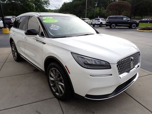 Certified 2022 Lincoln Corsair AWD w/ Premium Package image 8