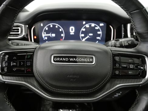 Used 2022 Jeep Grand Wagoneer Series II AWD/4WD image 15