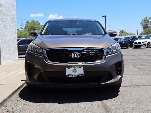 Used 2020 Kia Sorento FWD V6 image 16