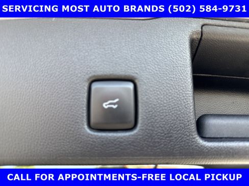 Used 2023 Ford Escape ST-Line Select w/ Class II Trailer Tow Package image 16