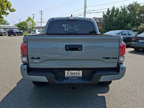 Used 2021 Toyota Tacoma TRD Pro AWD/4WD image 8