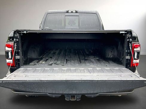 Used 2022 RAM 2500 Limited AWD/4WD image 7
