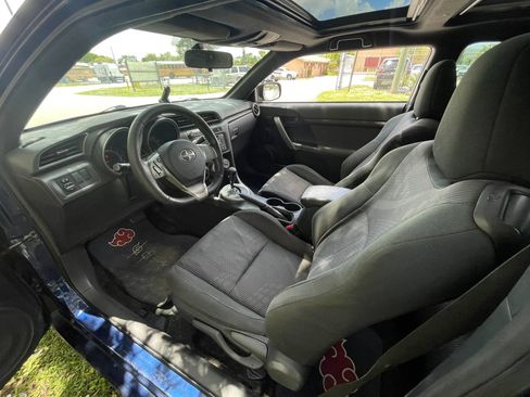 Used 2012 Scion tC FWD image 19