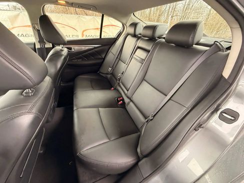 Used 2015 INFINITI Q50 Premium w/ Navigation Package image 19