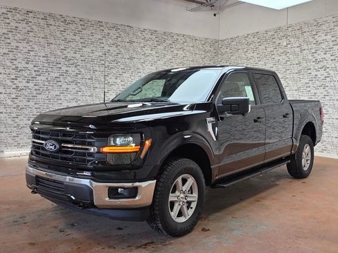 New 2026 Ford F150 XLT w/ Equipment Group 302A MID AWD/4WD image 3