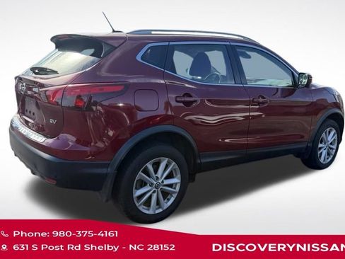 Certified 2019 Nissan Rogue Sport SV w/ Technology Package FWD image 2