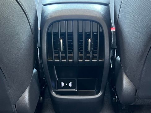 Used 2024 Hyundai Kona SEL w/ Convenience Package FWD image 17