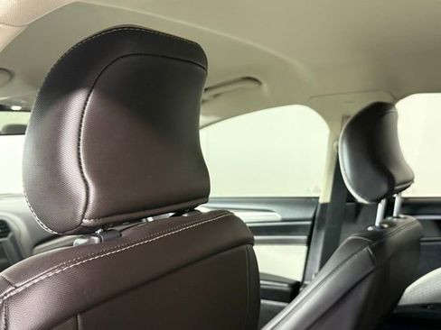 Used 2019 Ford Fusion SE w/ Equipment Group 151A image 22