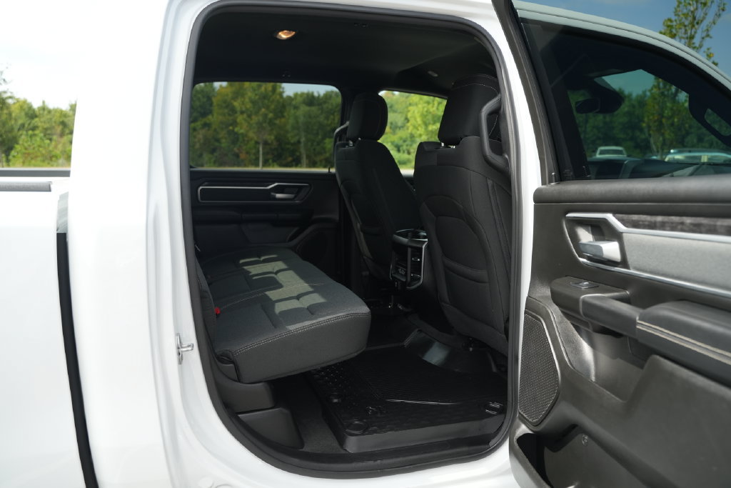 Used 2022 RAM 1500 Big Horn AWD/4WD image 21