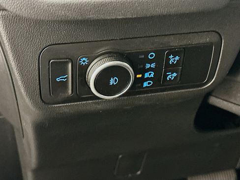 Used 2025 Ford Escape Platinum AWD/4WD image 17