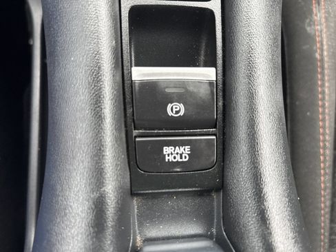 Used 2025 Honda HR-V Sport image 7