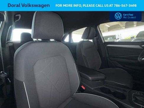 Used 2025 Volkswagen Jetta Sport image 27